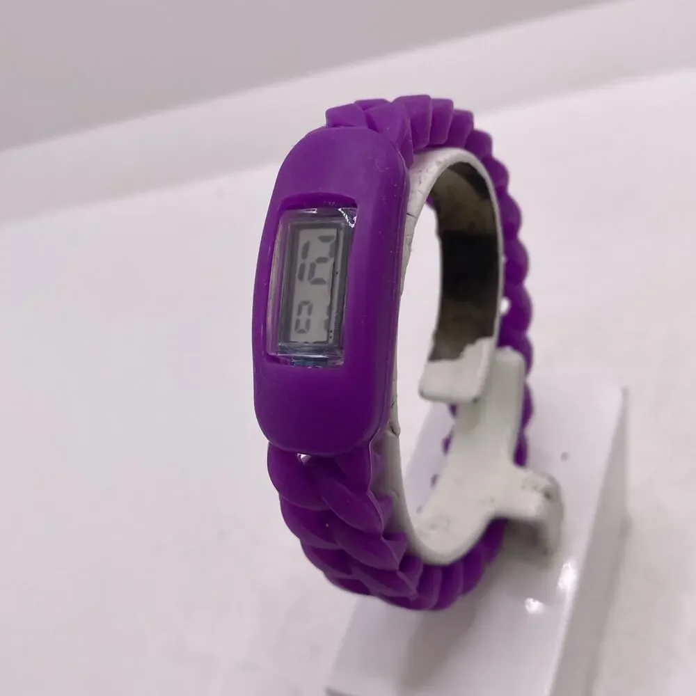 Womens Purple Rubber Sports Watch Works New Battery